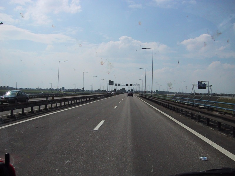 105-0589_IMG.JPG
