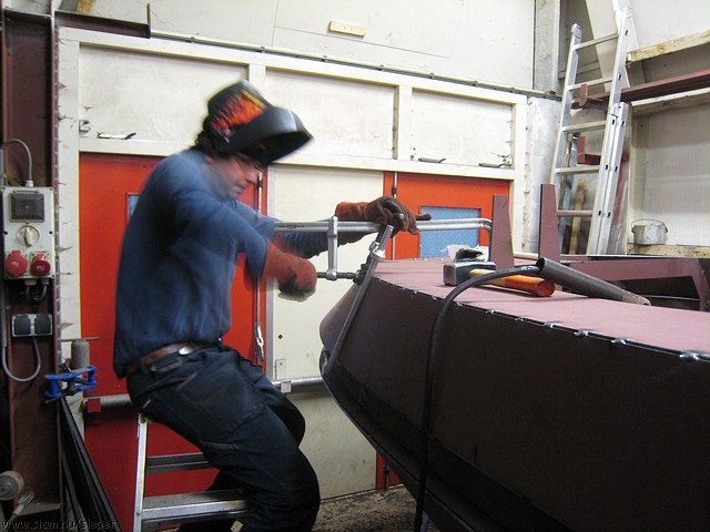 sleper0705-051.JPG
Make: Canon
Model: Canon DIGITAL IXUS 850 IS
DateTime: 30-5-2007 20:24:46
EXIFImageWidth: 3072
ExifImageLength: 2304
Flash: Flash did not fire - Compulsory flash suppression
ShutterSpeedValue: 1/5 sec
ApertureValue: F2,8
FocalLength: 4,6 mm