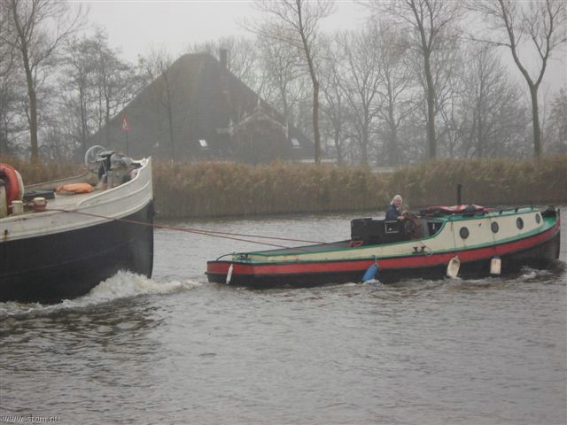 DSC00982.JPG
Make: SONY
Model: DSC-W30
DateTime: 22-11-2007 10:43:59
EXIFImageWidth: 640
ExifImageLength: 480
Flash: Flash fired - Strobe return light not detected - Compulsory flash firing
ISOSpeedRatings: ISO 320
FocalLength: 18,9 mm