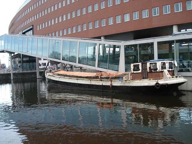 DSC00941.JPG
Make: SONY
Model: DSC-W30
DateTime: 17-11-2007 11:48:17
EXIFImageWidth: 1632
ExifImageLength: 1224
Flash: Flash did not fire - Compulsory flash suppression
ISOSpeedRatings: ISO 125
FocalLength: 6,3 mm