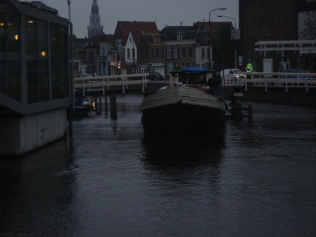 DSC00956.JPG
Make: SONY
Model: DSC-W30
DateTime: 22-11-2007 9:15:29
EXIFImageWidth: 1632
ExifImageLength: 1224
Flash: Flash fired - Strobe return light not detected - Compulsory flash firing
ISOSpeedRatings: ISO 320
FocalLength: 16,3 mm