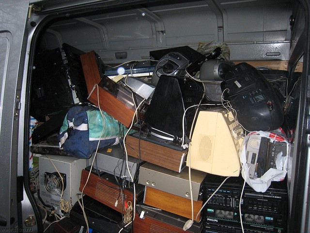 IMG_1149.JPG
Make: Canon
Model: Canon DIGITAL IXUS 850 IS
DateTime: 2-12-2007 15:12:15
EXIFImageWidth: 3072
ExifImageLength: 2304
Flash: Flash fired - Auto mode - Red-eye reduction
ShutterSpeedValue: 1/60 sec
ApertureValue: F2,8
FocalLength: 4,6 mm