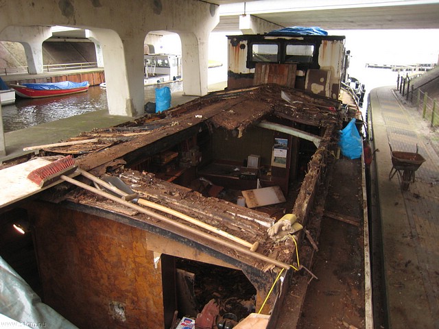 IMG_1885.JPG
Make: Canon
Model: Canon DIGITAL IXUS 850 IS
DateTime: 4-1-2008 16:52:51
EXIFImageWidth: 3072
ExifImageLength: 2304
Flash: Flash did not fire - Compulsory flash suppression
ShutterSpeedValue: 1/20 sec
ApertureValue: F2,8
FocalLength: 4,6 mm