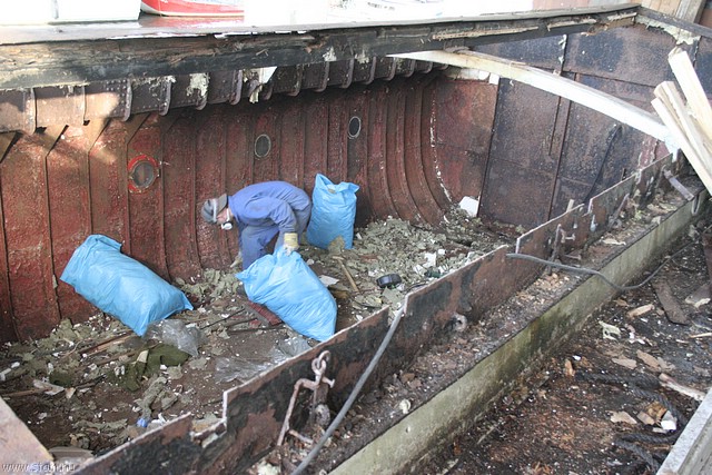 _MG_5645.JPG
Make: Canon
Model: Canon EOS 350D DIGITAL
DateTime: 6-1-2008 15:19:31
EXIFImageWidth: 3456
ExifImageLength: 2304
Flash: Flash did not fire - Compulsory flash suppression
ISOSpeedRatings: ISO 1600
ShutterSpeedValue: 1/50 sec
ApertureValue: F4,5
FocalLength: 22 mm