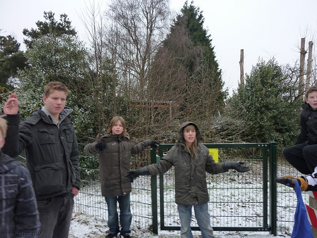 winterkamp2010 - 136.JPG
Make: Panasonic
Model: DMC-ZX1
DateTime: 14-2-2010 11:38:51
EXIFImageWidth: 3264
ExifImageLength: 2448
Flash: No flash, compulsory flash suppression
ISOSpeedRatings: ISO 125
FocalLength: 4,5 mm
