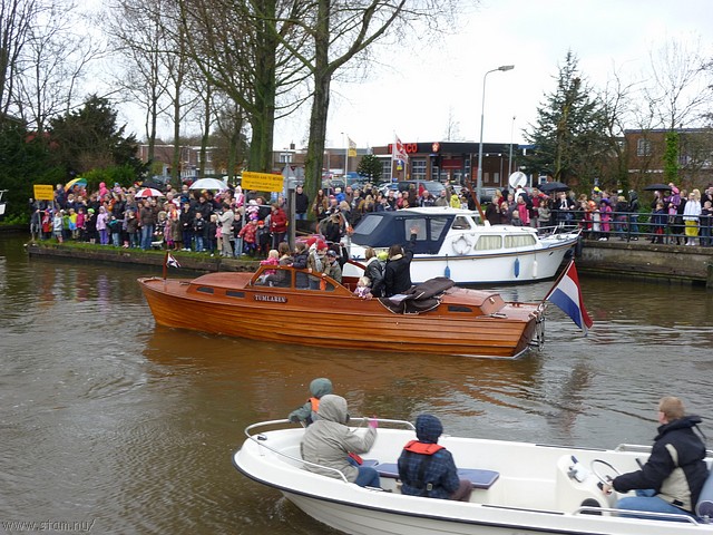 P1100658.JPG
Make: Panasonic
Model: DMC-ZX1
DateTime: 14-11-2010 12:59:30
EXIFImageWidth: 3264
ExifImageLength: 2448
Flash: Fired, auto mode
ISOSpeedRatings: ISO 100
FocalLength: 9,1 mm