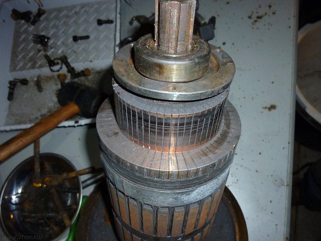 P1100690.JPG
Make: Panasonic
Model: DMC-ZX1
DateTime: 14-11-2010 18:15:26
EXIFImageWidth: 3264
ExifImageLength: 2448
Flash: Fired, auto mode
ISOSpeedRatings: ISO 250
FocalLength: 4,5 mm