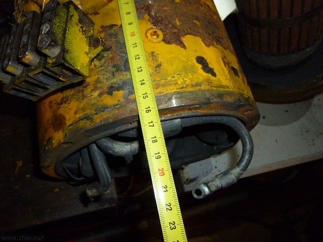 P1100706.JPG
Make: Panasonic
Model: DMC-ZX1
DateTime: 14-11-2010 18:19:44
EXIFImageWidth: 3264
ExifImageLength: 2448
Flash: Fired, auto mode
ISOSpeedRatings: ISO 400
FocalLength: 4,5 mm