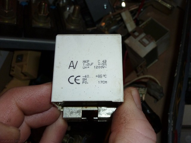 P1100744.JPG
Make: Panasonic
Model: DMC-ZX1
DateTime: 16-11-2010 8:30:32
EXIFImageWidth: 3264
ExifImageLength: 2448
Flash: Fired, auto mode
ISOSpeedRatings: ISO 200
FocalLength: 7,2 mm