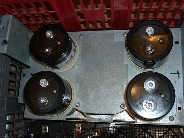 P1100748.JPG
Make: Panasonic
Model: DMC-ZX1
DateTime: 16-11-2010 8:32:06
EXIFImageWidth: 3264
ExifImageLength: 2448
Flash: Fired, auto mode
ISOSpeedRatings: ISO 400
FocalLength: 7,2 mm