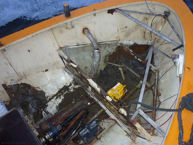 P1100867.JPG
Make: Panasonic
Model: DMC-ZX1
DateTime: 21-11-2010 16:46:26
EXIFImageWidth: 3264
ExifImageLength: 2448
Flash: Fired, auto mode
ISOSpeedRatings: ISO 320
FocalLength: 4,5 mm