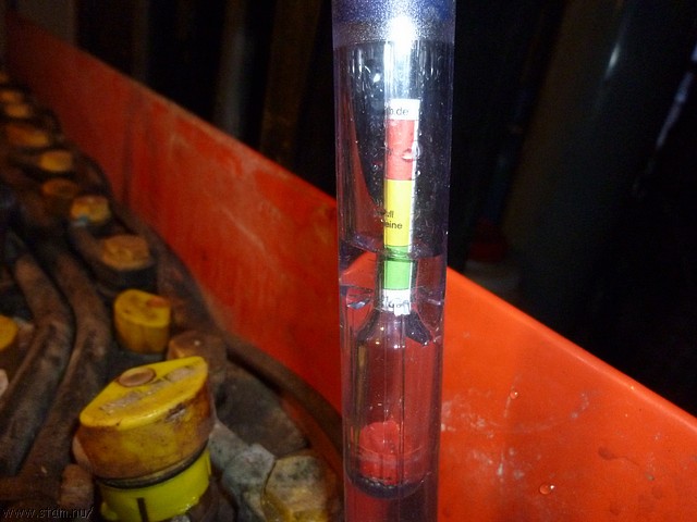 P1100877.JPG
Make: Panasonic
Model: DMC-ZX1
DateTime: 21-11-2010 16:59:37
EXIFImageWidth: 3264
ExifImageLength: 2448
Flash: Fired, auto mode
ISOSpeedRatings: ISO 400
FocalLength: 4,5 mm