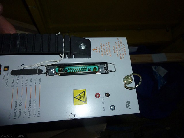 P1100890.JPG
Make: Panasonic
Model: DMC-ZX1
DateTime: 22-11-2010 22:52:42
EXIFImageWidth: 3264
ExifImageLength: 2448
Flash: Fired, auto mode
ISOSpeedRatings: ISO 200
FocalLength: 4,5 mm