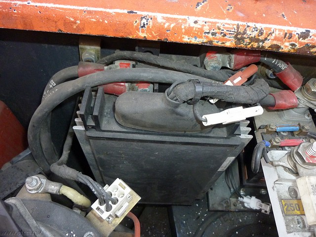 P1100946.JPG
Make: Panasonic
Model: DMC-ZX1
DateTime: 26-11-2010 8:54:27
EXIFImageWidth: 3264
ExifImageLength: 2448
Flash: Fired, auto mode
ISOSpeedRatings: ISO 320
FocalLength: 4,5 mm