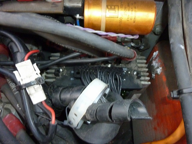 P1100948.JPG
Make: Panasonic
Model: DMC-ZX1
DateTime: 26-11-2010 8:54:39
EXIFImageWidth: 3264
ExifImageLength: 2448
Flash: Fired, auto mode
ISOSpeedRatings: ISO 400
FocalLength: 4,5 mm