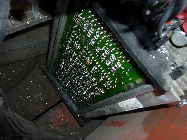 P1100949.JPG
Make: Panasonic
Model: DMC-ZX1
DateTime: 26-11-2010 8:54:45
EXIFImageWidth: 3264
ExifImageLength: 2448
Flash: Fired, auto mode
ISOSpeedRatings: ISO 200
FocalLength: 4,5 mm