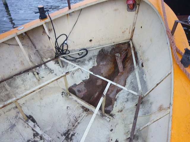 P1100967.JPG
Make: Panasonic
Model: DMC-ZX1
DateTime: 28-11-2010 16:02:18
EXIFImageWidth: 3264
ExifImageLength: 2448
Flash: Fired, auto mode
ISOSpeedRatings: ISO 100
FocalLength: 4,5 mm