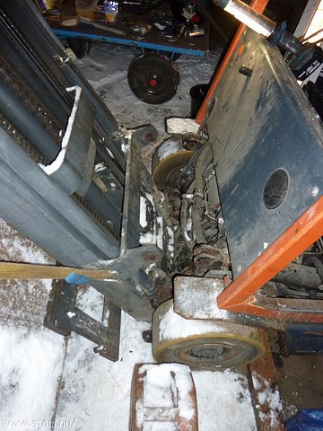 P1100988.JPG
Make: Panasonic
Model: DMC-ZX1
DateTime: 30-11-2010 20:10:22
EXIFImageWidth: 3264
ExifImageLength: 2448
Flash: Fired, auto mode
ISOSpeedRatings: ISO 250
FocalLength: 4,5 mm