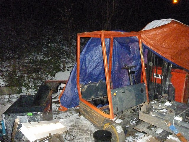 P1100991.JPG
Make: Panasonic
Model: DMC-ZX1
DateTime: 30-11-2010 20:41:29
EXIFImageWidth: 3264
ExifImageLength: 2448
Flash: Fired, auto mode
ISOSpeedRatings: ISO 1600
FocalLength: 4,5 mm