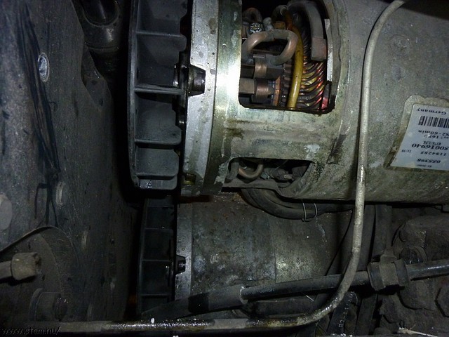 P1110001.JPG
Make: Panasonic
Model: DMC-ZX1
DateTime: 30-11-2010 22:43:11
EXIFImageWidth: 3264
ExifImageLength: 2448
Flash: Fired, auto mode
ISOSpeedRatings: ISO 320
FocalLength: 4,5 mm