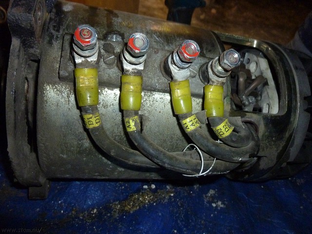 P1110025.JPG
Make: Panasonic
Model: DMC-ZX1
DateTime: 1-12-2010 0:11:35
EXIFImageWidth: 3264
ExifImageLength: 2448
Flash: Fired, auto mode
ISOSpeedRatings: ISO 320
FocalLength: 4,5 mm