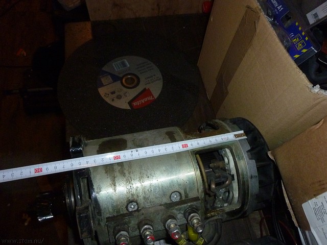 P1110027.JPG
Make: Panasonic
Model: DMC-ZX1
DateTime: 1-12-2010 0:17:29
EXIFImageWidth: 3264
ExifImageLength: 2448
Flash: Fired, auto mode
ISOSpeedRatings: ISO 400
FocalLength: 4,5 mm