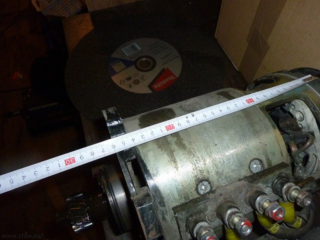 P1110028.JPG
Make: Panasonic
Model: DMC-ZX1
DateTime: 1-12-2010 0:17:33
EXIFImageWidth: 3264
ExifImageLength: 2448
Flash: Fired, auto mode
ISOSpeedRatings: ISO 400
FocalLength: 4,5 mm