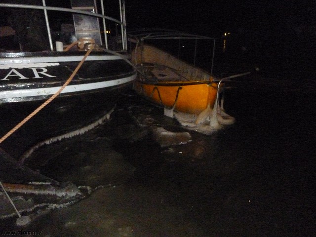 P1110052.JPG
Make: Panasonic
Model: DMC-ZX1
DateTime: 1-12-2010 18:33:47
EXIFImageWidth: 3264
ExifImageLength: 2448
Flash: Fired, auto mode
ISOSpeedRatings: ISO 1600
FocalLength: 4,5 mm