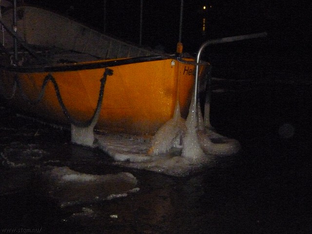 P1110054.JPG
Make: Panasonic
Model: DMC-ZX1
DateTime: 1-12-2010 18:33:59
EXIFImageWidth: 3264
ExifImageLength: 2448
Flash: Fired, auto mode
ISOSpeedRatings: ISO 1600
FocalLength: 10,3 mm