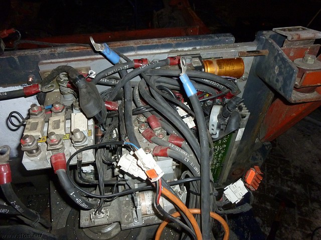 P1110059.JPG
Make: Panasonic
Model: DMC-ZX1
DateTime: 1-12-2010 20:49:32
EXIFImageWidth: 3264
ExifImageLength: 2448
Flash: Fired, auto mode
ISOSpeedRatings: ISO 320
FocalLength: 4,5 mm