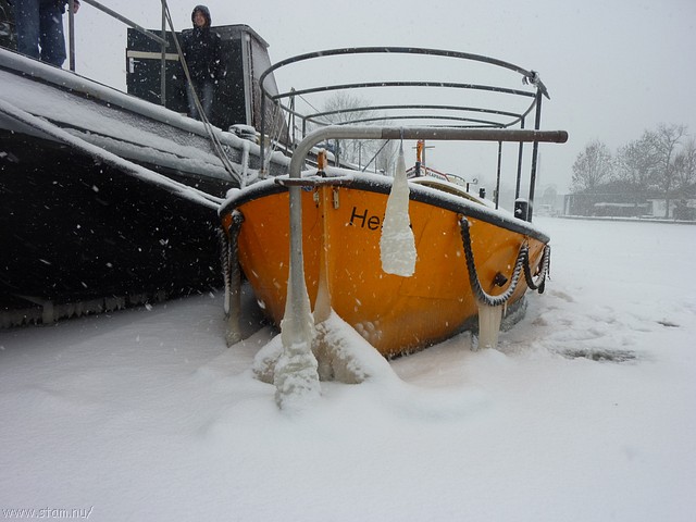 P1110086.JPG
Make: Panasonic
Model: DMC-ZX1
DateTime: 4-12-2010 10:44:29
EXIFImageWidth: 3264
ExifImageLength: 2448
Flash: No flash, auto mode
ISOSpeedRatings: ISO 80
FocalLength: 4,5 mm