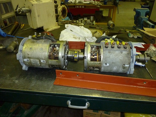 P1110994.JPG
Make: Panasonic
Model: DMC-ZX1
DateTime: 8-3-2011 18:43:48
EXIFImageWidth: 3264
ExifImageLength: 2448
Flash: Fired, auto mode
ISOSpeedRatings: ISO 320
FocalLength: 4,5 mm