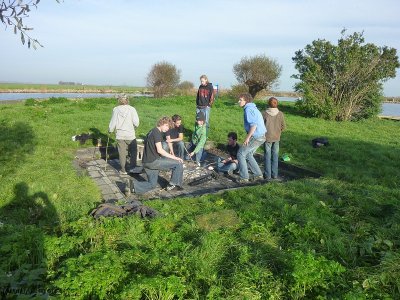 P1180052.JPG
Make: Panasonic
Model: DMC-ZX1
DateTime: 5-11-2011 15:08:28
EXIFImageWidth: 3264
ExifImageLength: 2448
Flash: No flash, auto mode
ISOSpeedRatings: ISO 125
FocalLength: 4,5 mm