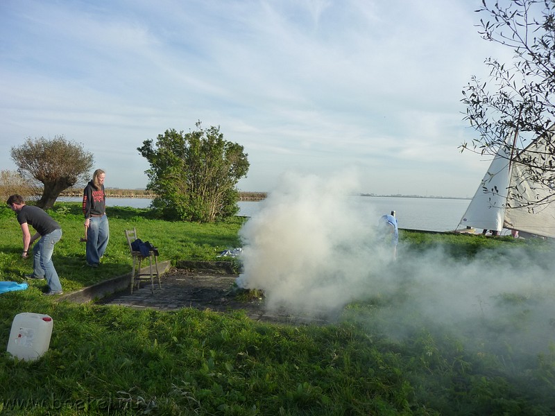 P1180064.JPG
Make: Panasonic
Model: DMC-ZX1
DateTime: 5-11-2011 15:27:43
EXIFImageWidth: 3264
ExifImageLength: 2448
Flash: No flash, auto mode
ISOSpeedRatings: ISO 125
FocalLength: 4,5 mm