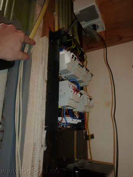 P1200151.JPG
Make: Panasonic
Model: DMC-ZX1
DateTime: 12-2-2012 14:49:25
EXIFImageWidth: 3264
ExifImageLength: 2448
Flash: Fired, auto mode
ISOSpeedRatings: ISO 250
FocalLength: 4,5 mm