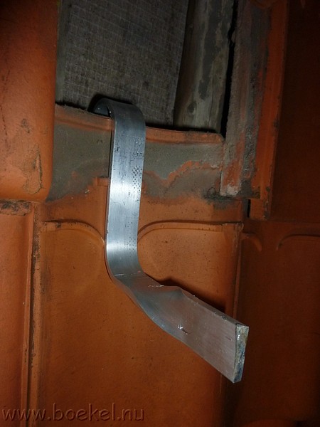 P1200310.JPG
Make: Panasonic
Model: DMC-ZX1
DateTime: 1-3-2012 22:23:08
EXIFImageWidth: 3264
ExifImageLength: 2448
Flash: Fired, auto mode
ISOSpeedRatings: ISO 200
FocalLength: 4,5 mm