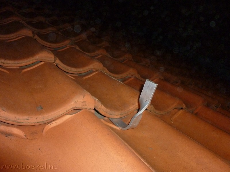 P1200314.JPG
Make: Panasonic
Model: DMC-ZX1
DateTime: 1-3-2012 22:24:02
EXIFImageWidth: 3264
ExifImageLength: 2448
Flash: Fired, auto mode
ISOSpeedRatings: ISO 400
FocalLength: 4,5 mm