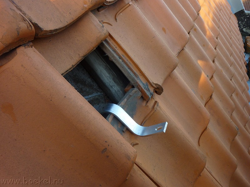 P1210271.JPG
Make: Panasonic
Model: DMC-ZX1
DateTime: 22-4-2012 18:35:53
EXIFImageWidth: 3264
ExifImageLength: 2448
Flash: No flash, auto mode
ISOSpeedRatings: ISO 80
FocalLength: 4,5 mm