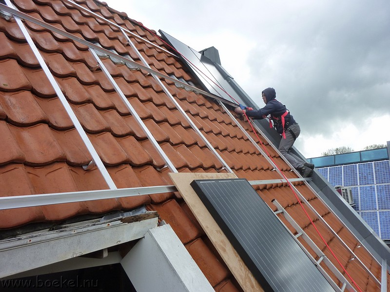 P1210546.JPG
Make: Panasonic
Model: DMC-ZX1
DateTime: 5-5-2012 9:58:14
EXIFImageWidth: 3264
ExifImageLength: 2448
Flash: No flash, auto mode
ISOSpeedRatings: ISO 125
FocalLength: 4,5 mm