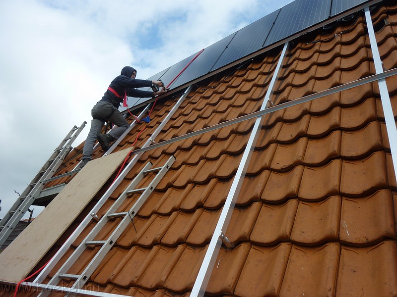 P1210550.JPG
Make: Panasonic
Model: DMC-ZX1
DateTime: 5-5-2012 10:17:02
EXIFImageWidth: 3264
ExifImageLength: 2448
Flash: No flash, auto mode
ISOSpeedRatings: ISO 80
FocalLength: 4,5 mm