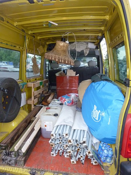 P1210627.JPG
Make: Panasonic
Model: DMC-ZX1
DateTime: 15-5-2012 20:58:46
EXIFImageWidth: 3264
ExifImageLength: 2448
Flash: Fired, auto mode
ISOSpeedRatings: ISO 400
FocalLength: 4,5 mm