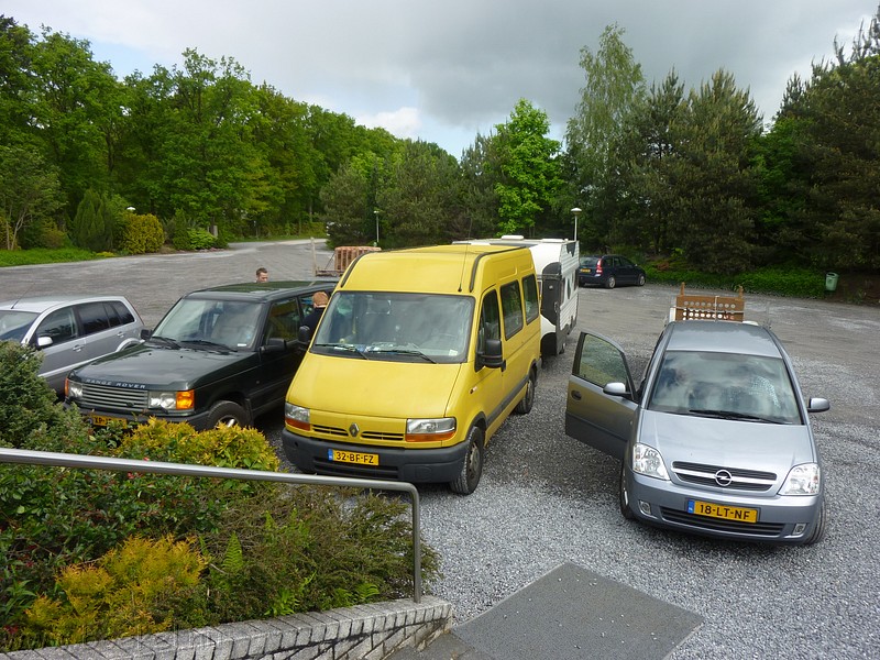 P1210630.JPG
Make: Panasonic
Model: DMC-ZX1
DateTime: 16-5-2012 11:20:42
EXIFImageWidth: 3264
ExifImageLength: 2448
Flash: No flash, auto mode
ISOSpeedRatings: ISO 80
FocalLength: 4,5 mm