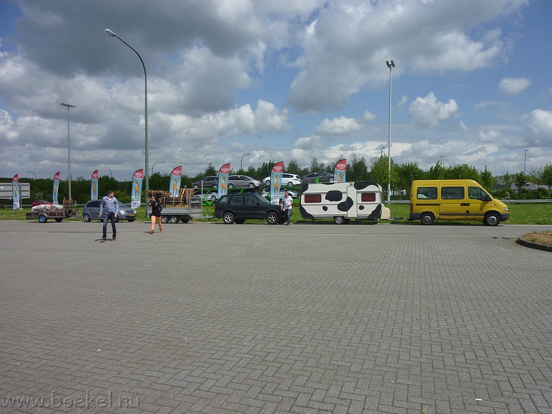 P1210634.JPG
Make: Panasonic
Model: DMC-ZX1
DateTime: 16-5-2012 13:28:04
EXIFImageWidth: 3264
ExifImageLength: 2448
Flash: No flash, auto mode
ISOSpeedRatings: ISO 80
FocalLength: 4,5 mm