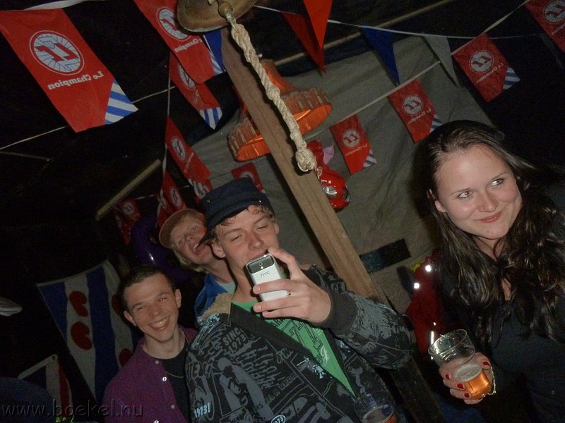 P1210662.JPG
Make: Panasonic
Model: DMC-ZX1
DateTime: 17-5-2012 0:43:25
EXIFImageWidth: 3264
ExifImageLength: 2448
Flash: Fired, auto mode
ISOSpeedRatings: ISO 400
FocalLength: 4,5 mm