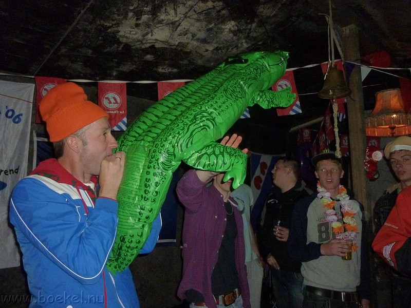 P1210678.JPG
Make: Panasonic
Model: DMC-ZX1
DateTime: 17-5-2012 0:52:20
EXIFImageWidth: 3264
ExifImageLength: 2448
Flash: Fired, auto mode
ISOSpeedRatings: ISO 400
FocalLength: 4,5 mm