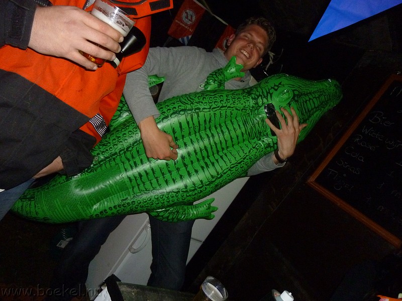 P1210679.JPG
Make: Panasonic
Model: DMC-ZX1
DateTime: 17-5-2012 0:53:00
EXIFImageWidth: 3264
ExifImageLength: 2448
Flash: Fired, auto mode
ISOSpeedRatings: ISO 400
FocalLength: 4,5 mm