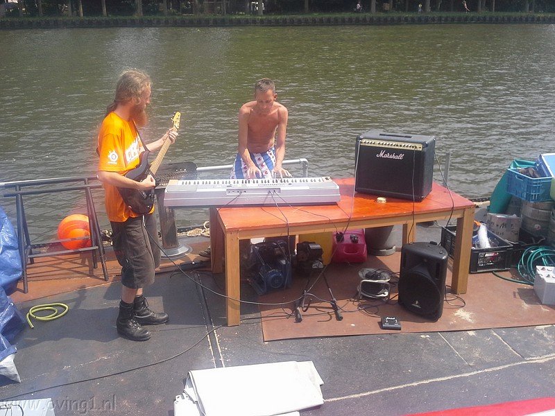 20140718_140913.jpg
Make: SAMSUNG
Model: GT-S7710
DateTime: 18-7-2014 14:09:13
EXIFImageWidth: 2560
ExifImageLength: 1920
Flash: No flash
ISOSpeedRatings: ISO 50
FocalLength: 3,43 mm