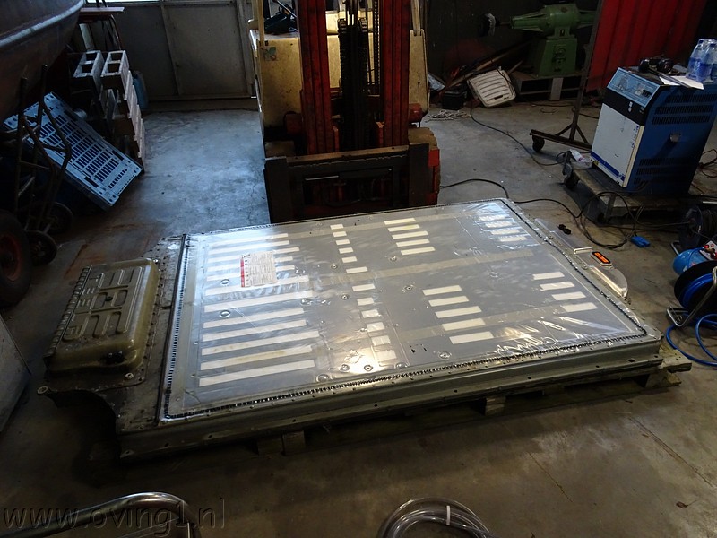 Tesla_85kWh_002.JPG
Make: SONY
Model: DSC-HX90V
DateTime: 25-1-2017 17:32:49
EXIFImageWidth: 4896
ExifImageLength: 3672
Flash: No flash, compulsory flash suppression
ISOSpeedRatings: ISO 500
FocalLength: 4,1 mm