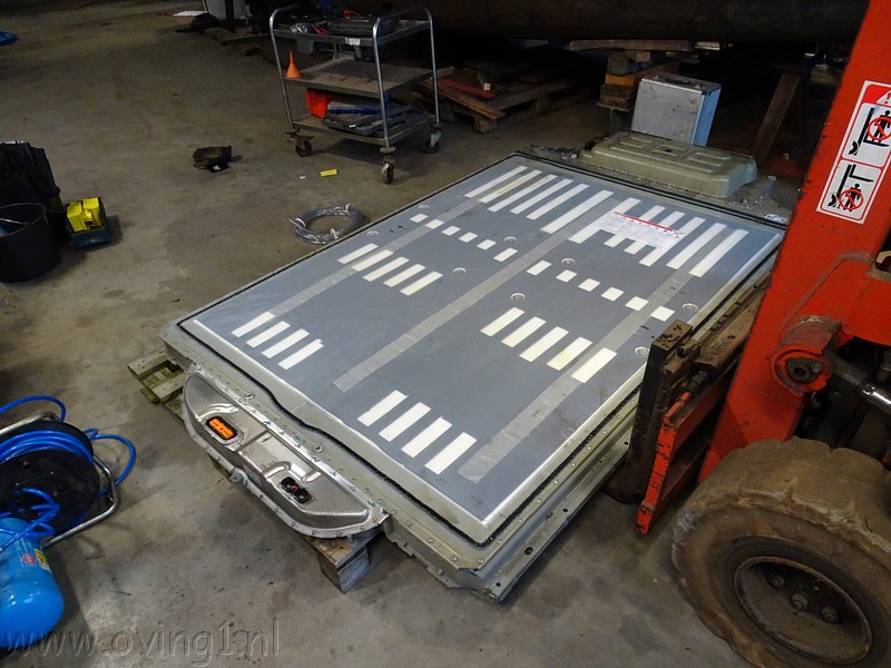 Tesla_85kWh_004.JPG
Make: SONY
Model: DSC-HX90V
DateTime: 25-1-2017 17:33:01
EXIFImageWidth: 4896
ExifImageLength: 3672
Flash: No flash, compulsory flash suppression
ISOSpeedRatings: ISO 800
FocalLength: 4,1 mm