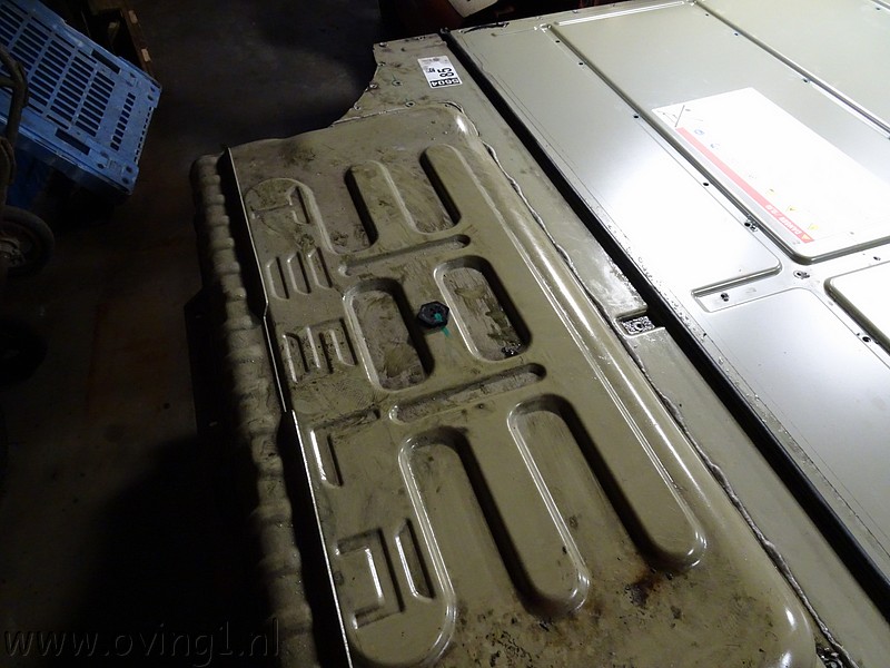 Tesla_85kWh_035.JPG
Make: SONY
Model: DSC-HX90V
DateTime: 25-1-2017 18:46:10
EXIFImageWidth: 4896
ExifImageLength: 3672
Flash: No flash, auto mode
ISOSpeedRatings: ISO 800
FocalLength: 4,1 mm